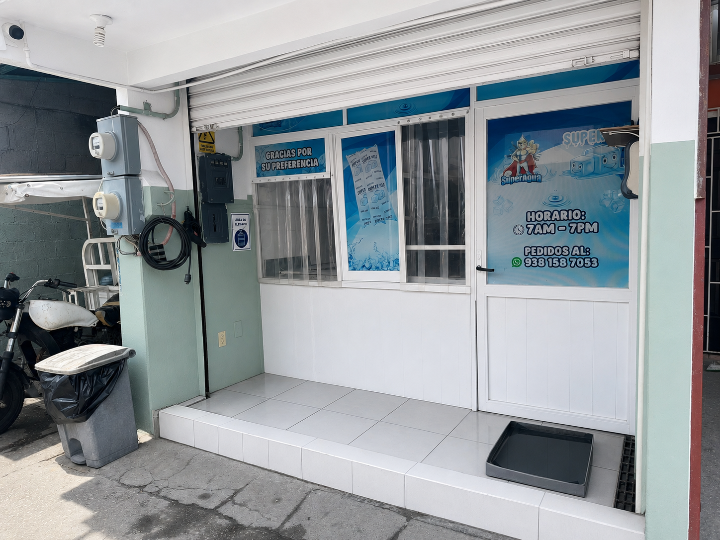 Fachada de la planta de agua purificada